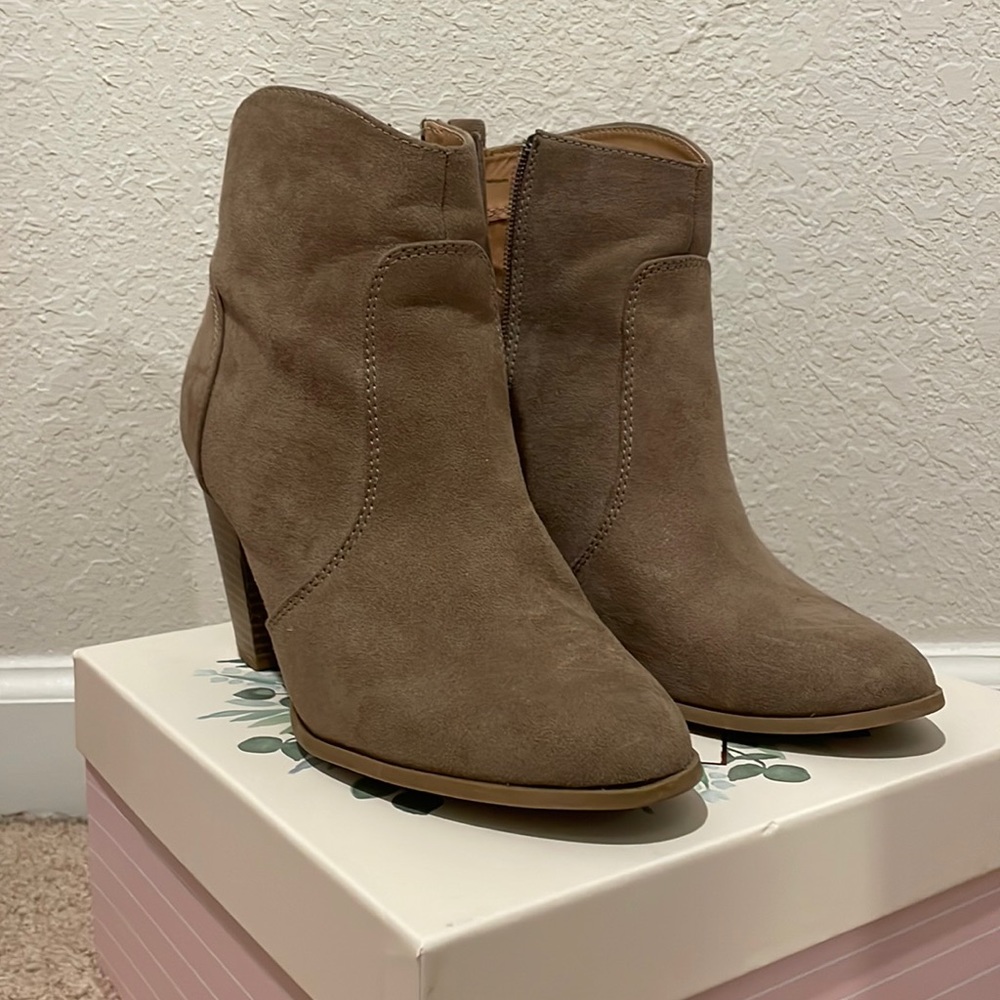 Size 8 Express Booties